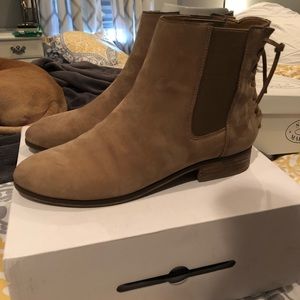 Aldo women’s Chelsea boots